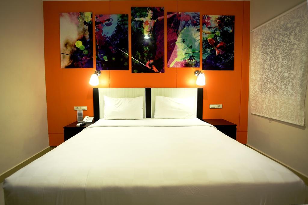 Sinar Sport Hotel Bengkulu Esterno foto