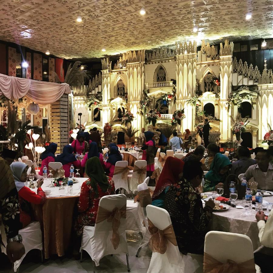 Sinar Sport Hotel Bengkulu Esterno foto
